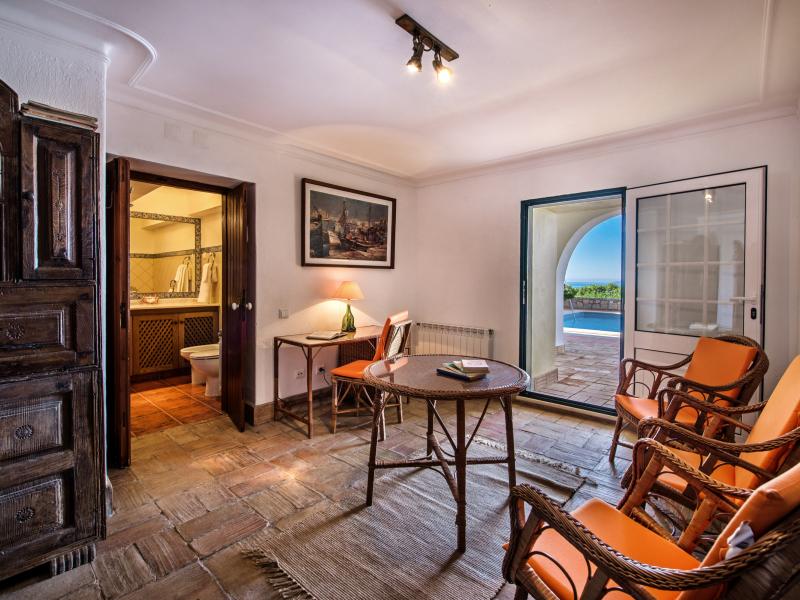 Casa Largo , Ferragudo 