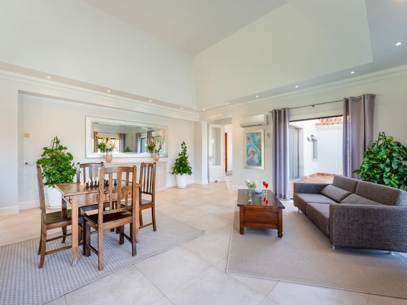 Villa Alta , Algarve , Loule 