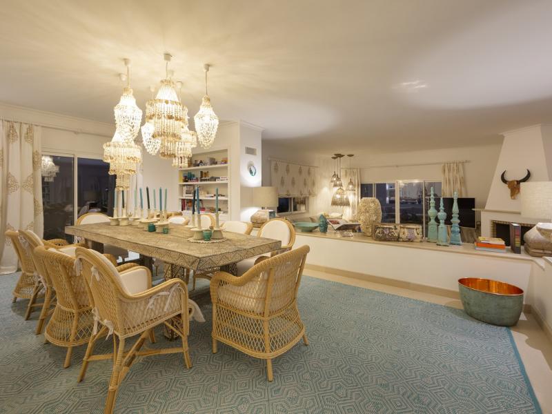 Villa Praia da Gale , Gale 