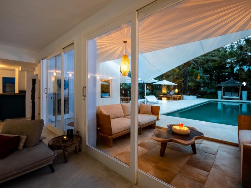 Villa Zola , Roca Llisa 