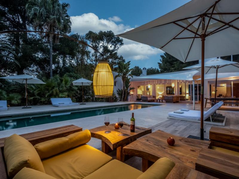 Villa Zola , Roca Llisa 