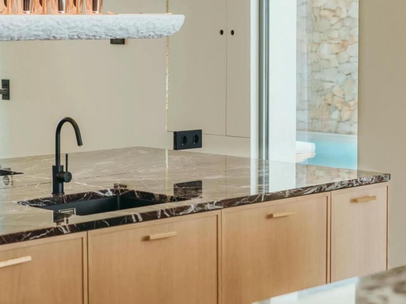 Villa Cascadia , Islands 