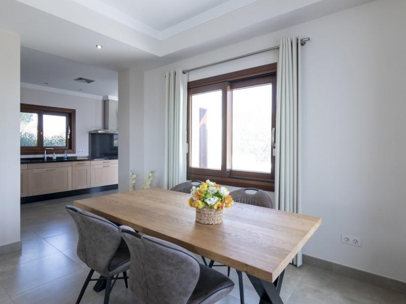 Villa Vista Infinita , Marbella 