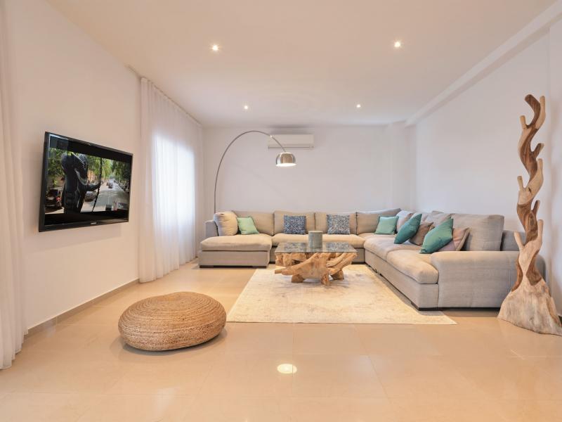 Villa Livia , Cap Martinet , Ibiza , Jesus 