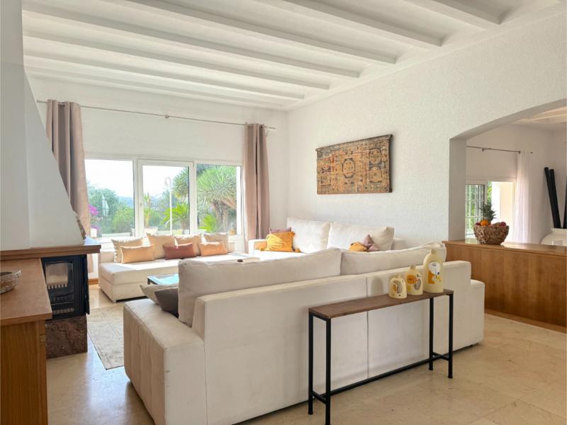 Villa Nicolas , Cap Martinet , Ibiza , Jesus 