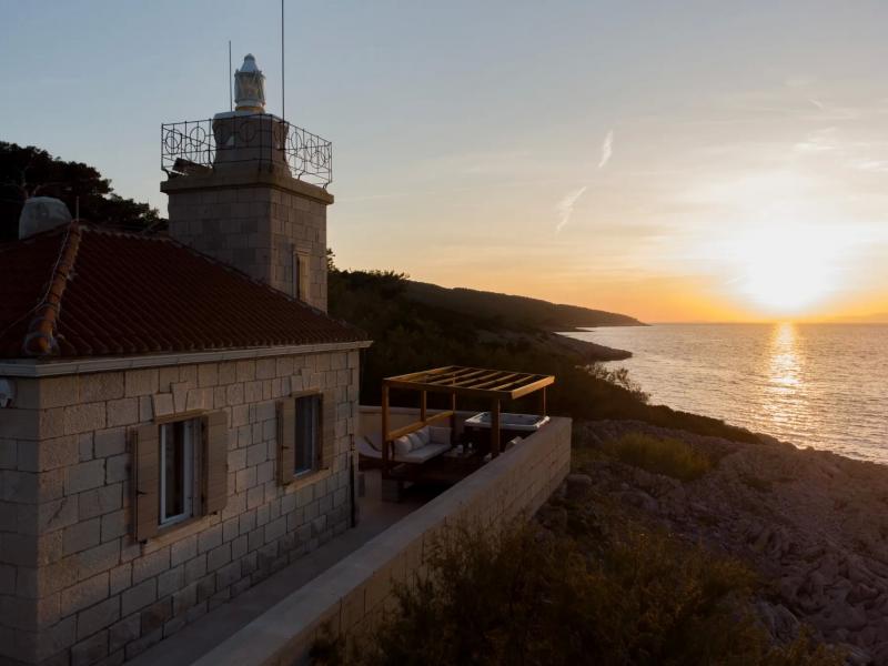 Lighthouse St. Nicholas , Islands 