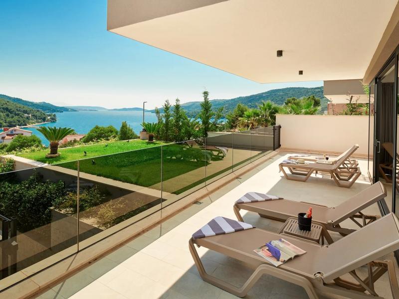 Villa Lucy.Cherry , Dalmatian Hinterland 