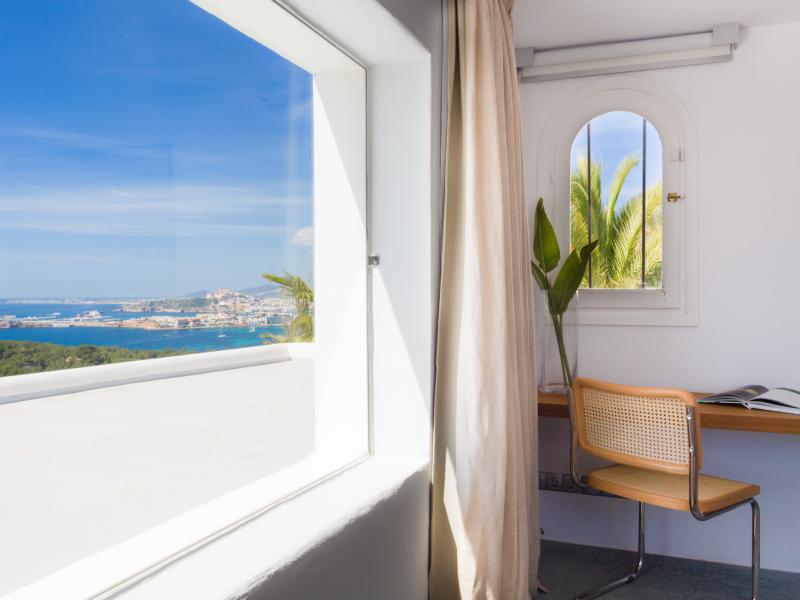 Casa El Dorada , Cap Martinet 