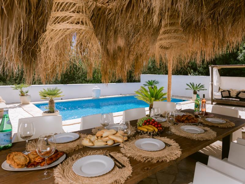 Villa Larish , Ibiza 