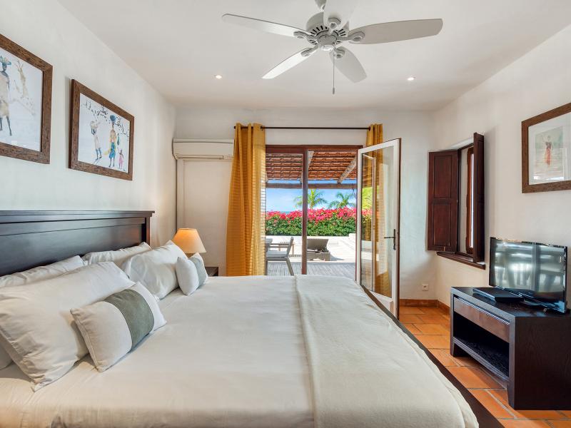 La Hacienda , Terres Basses 