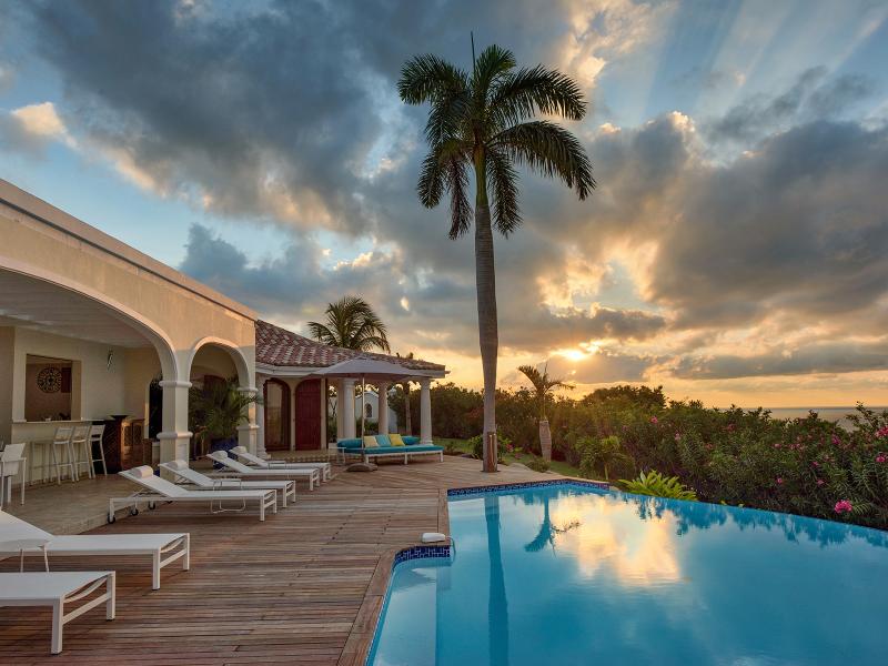 Happy Bay , Happy Bay 