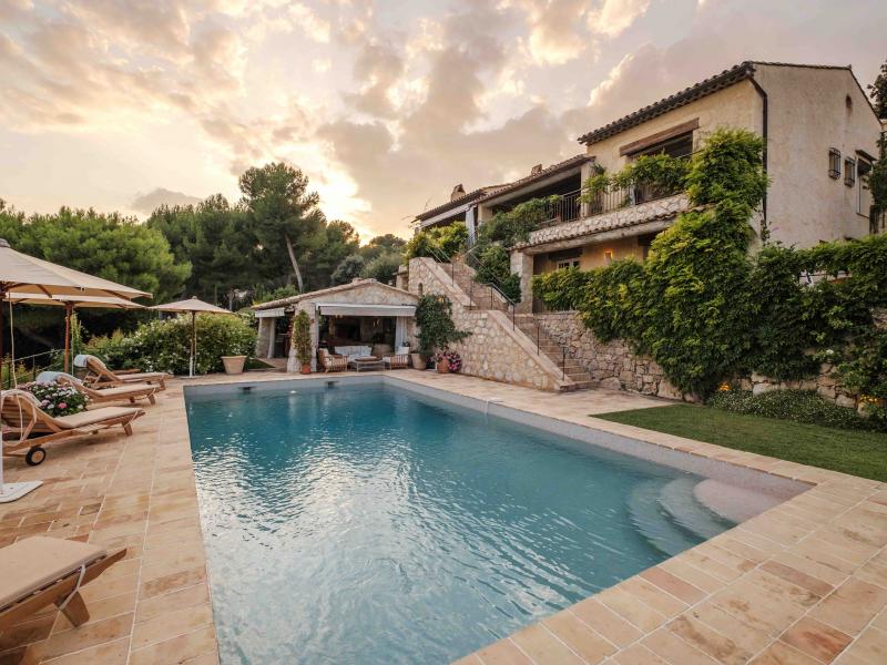 Villa St Paul , Cote D'Azur 