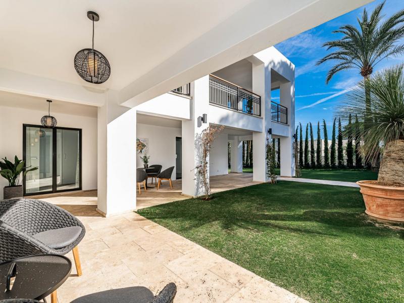 Villa Beyond , Puerto Banus 