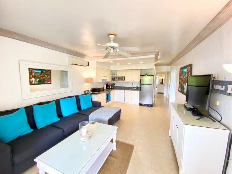 Glitter Bay 211 Sea Wind , Beachfront villas Barbados , Glitter Bay , Porters , St James , West Coast Barbados 