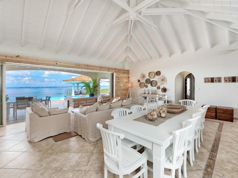 Happy Bay , Happy Bay 