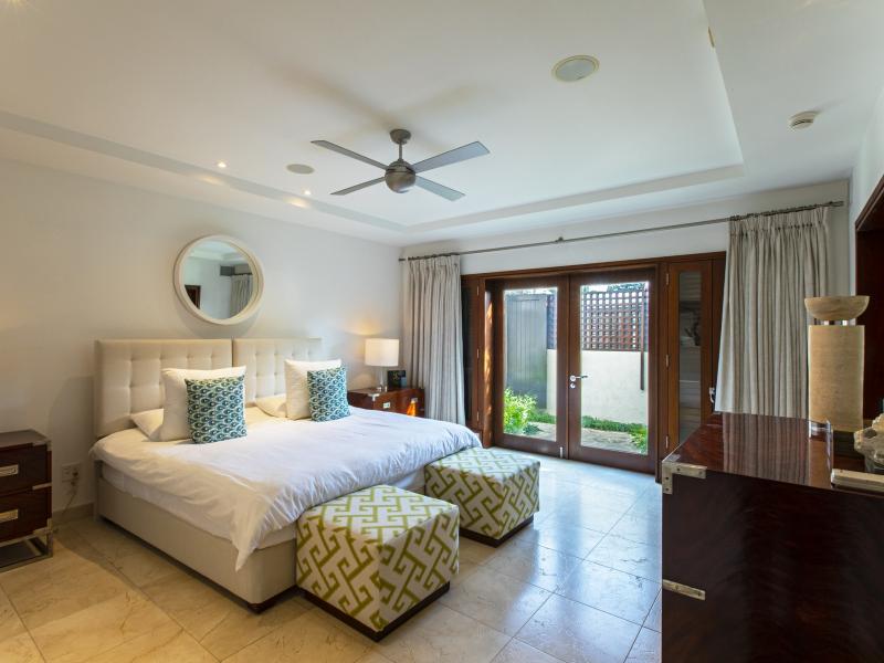 Portico 1 - Beachfront , Beachfront villas Barbados , Prospect , St James 