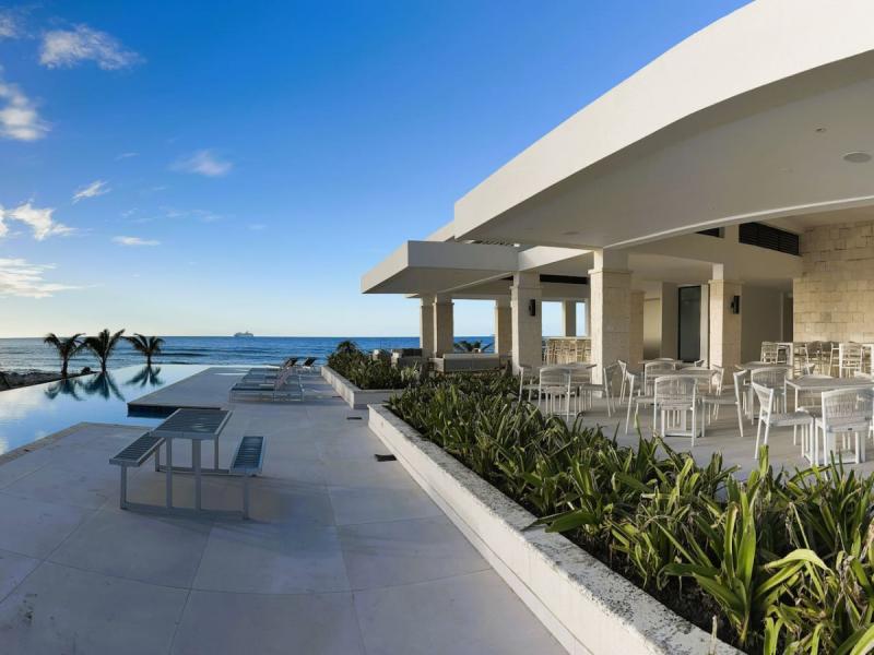 About Time - Palm Beach on Runaway Bay , Runaway Bay 