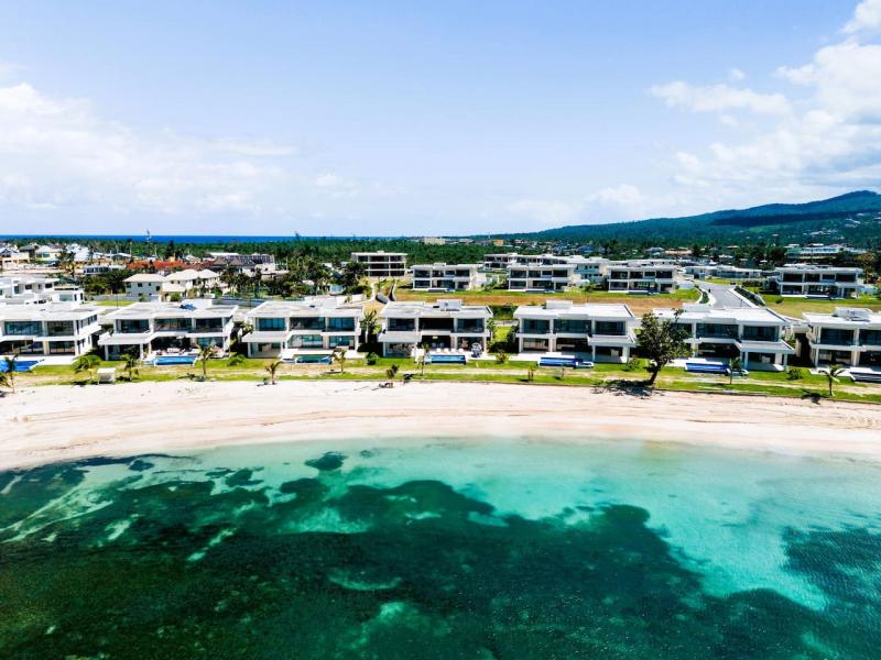 About Time - Palm Beach on Runaway Bay , Runaway Bay 