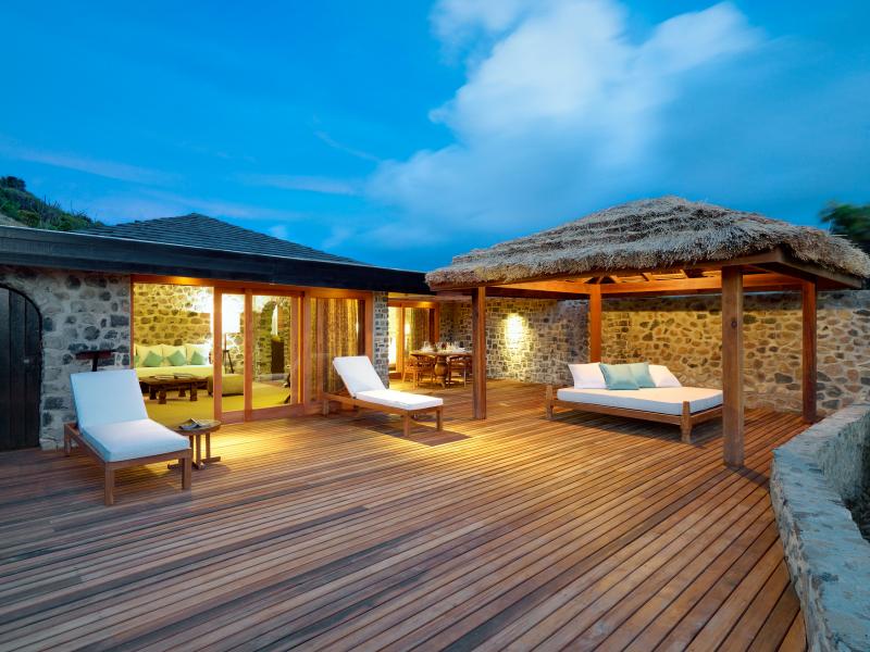 Petit St Vincent , Petit St Vincent 