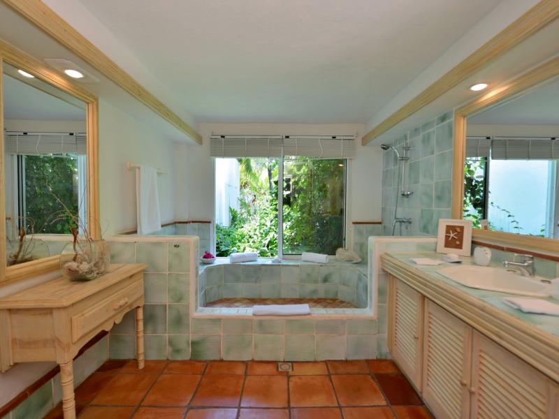 Villa Arena , Terres Basses 