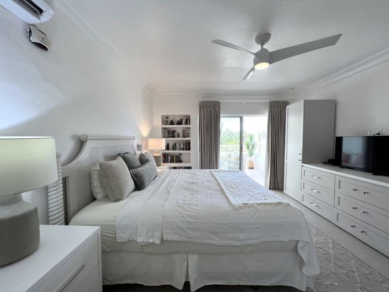 Glitter Bay 313 - Sea Turtle , Beachfront villas Barbados , Glitter Bay , Porters , St James , West Coast Barbados 