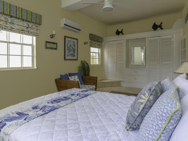 Villa Decaj , Cap Estate 