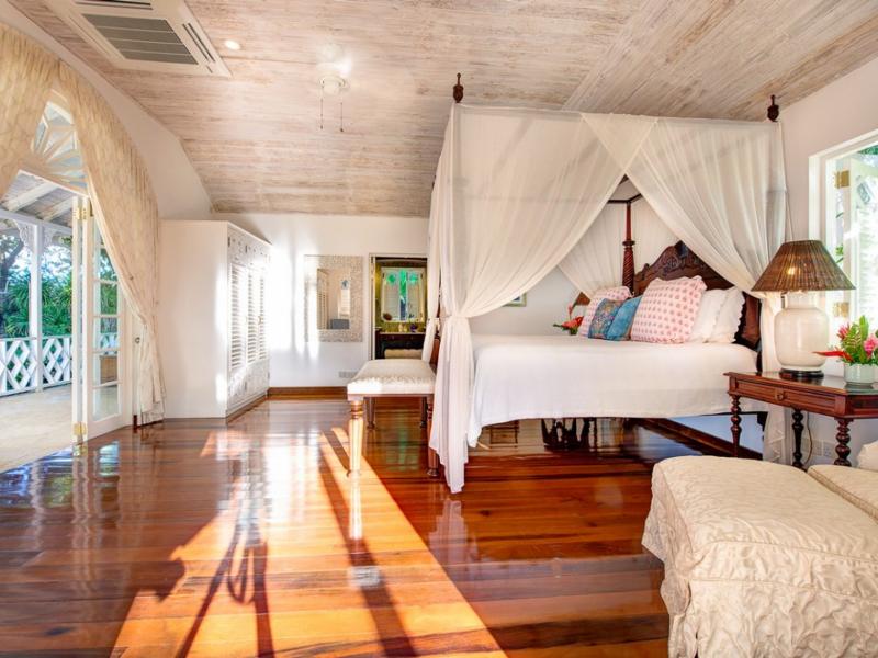 Jacaranda , L'Ansecoy Bay 