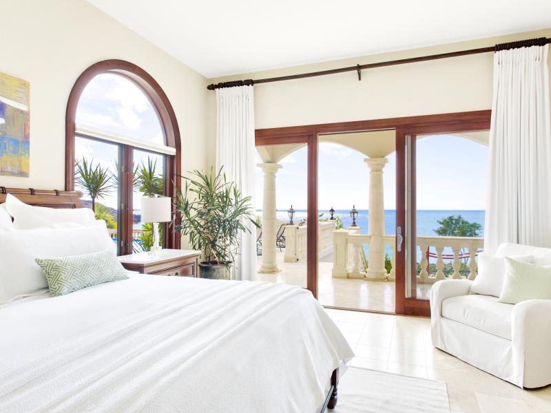 Villa Sandcastle , Lime Stone Bay 