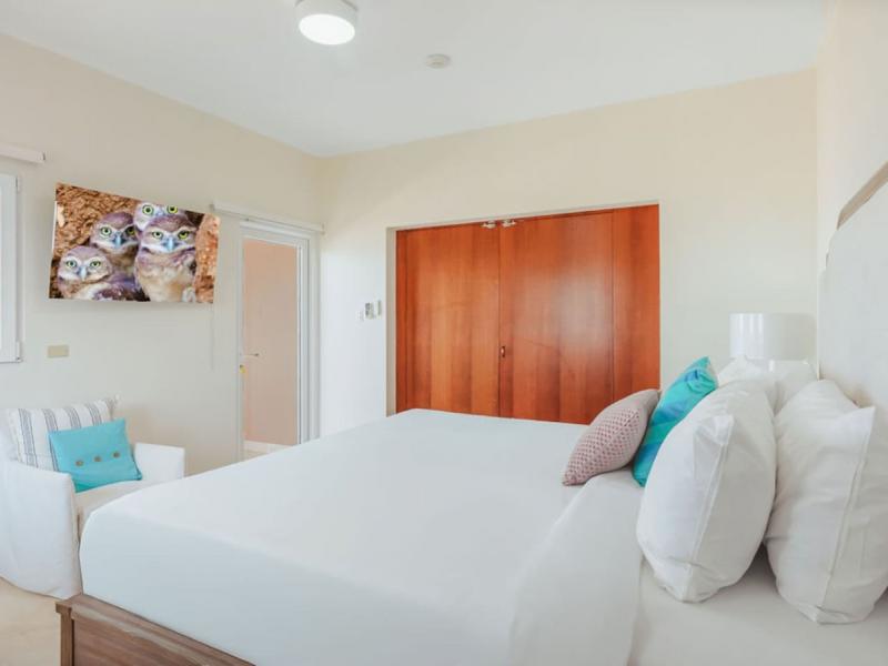 Catalina Beach House , 