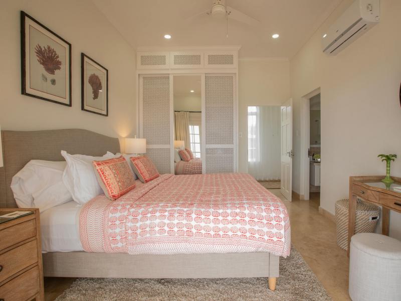 Villa Aquilae , Lower Carlton , St James 