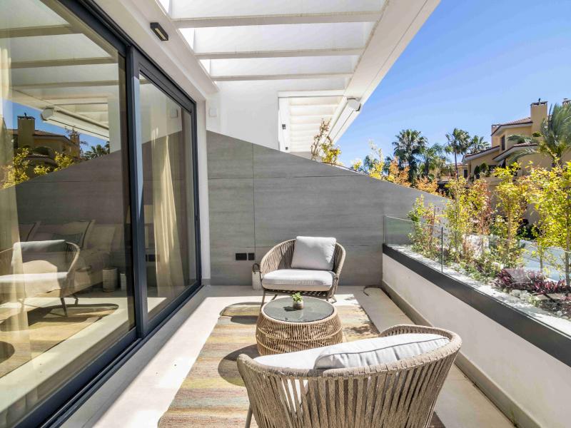 Villa Banus Bay , Marbella , Puerto Banus 