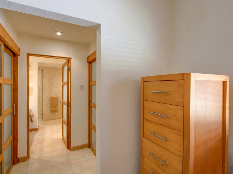 Thespina - Beachfront , St James 