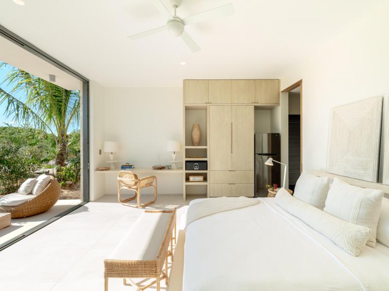 Dune House - Beachfront , Providenciales 
