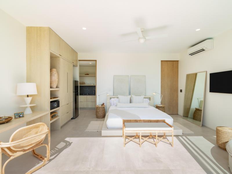 Dune House - Beachfront , Providenciales 