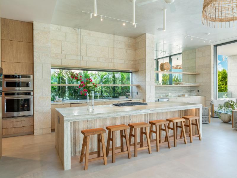 Dune House - Beachfront , Providenciales 