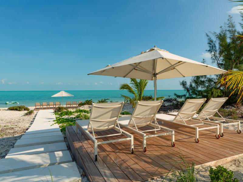 Dune House - Beachfront , Providenciales 