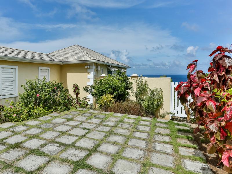 Equinox , Cap Estate 