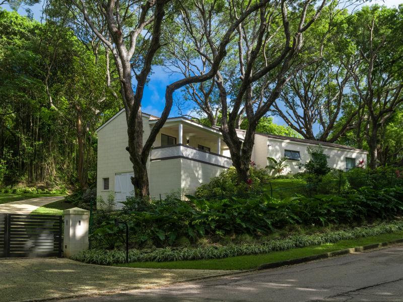 Parnassus Cottage , Holetown , Sandy Lane Estate , West Coast Barbados 
