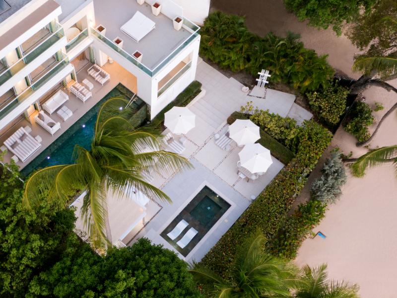 Footprints - beachfront , Beachfront villas Barbados , Porters , St James , West Coast Barbados 