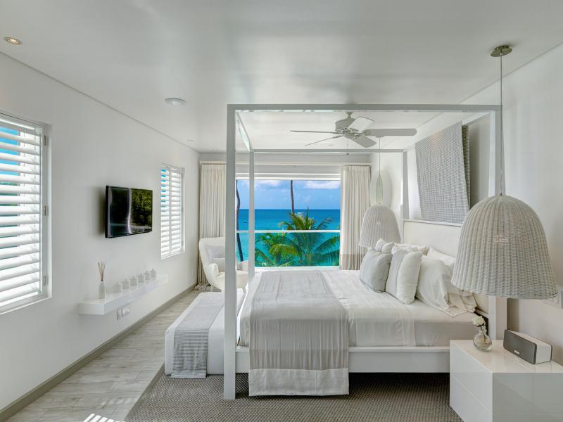 Footprints - beachfront , Beachfront villas Barbados , Porters , St James , West Coast Barbados 