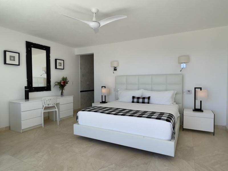 Le Bleu Anguilla , Little Harbour 