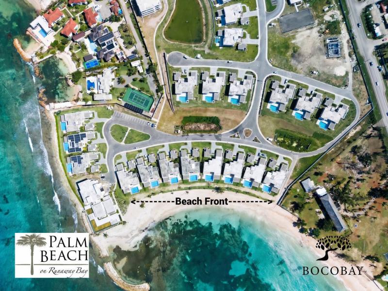 Inaya - Palm Beach on Runaway Bay , Runaway Bay 