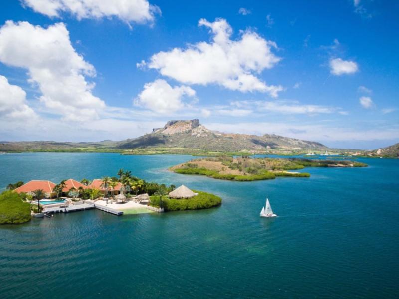 Isla Kiniw , 
