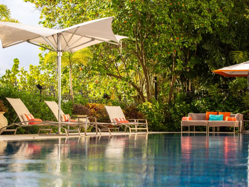 Kiko - Beachfront , Beachfront villas Barbados , Paynes Bay , St James , West Coast Barbados 