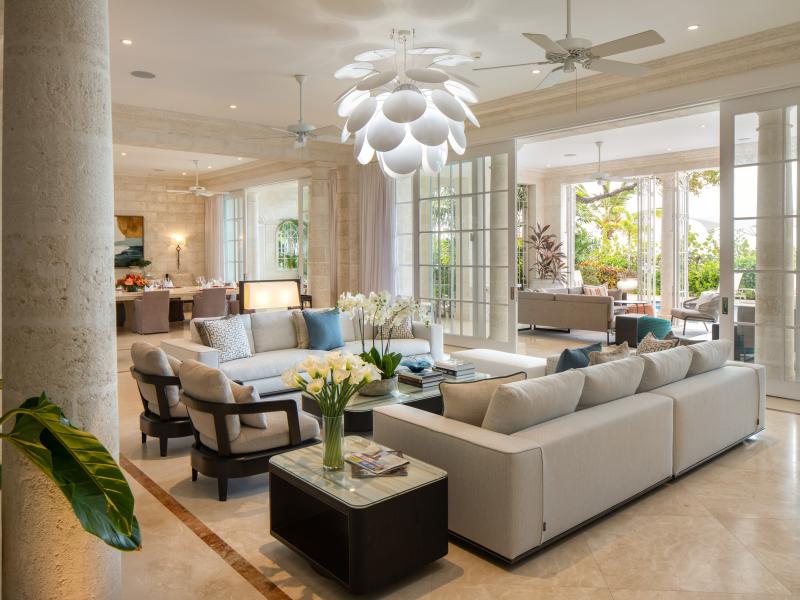 Kiko - Beachfront , Beachfront villas Barbados , Paynes Bay , St James , West Coast Barbados 