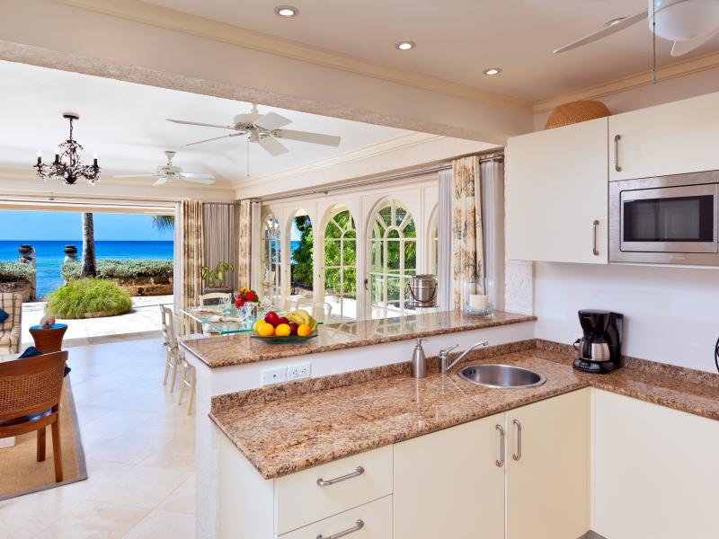 Leamington Beach Cottage , Beachfront villas Barbados , Speightstown , St Peter , West Coast Barbados 