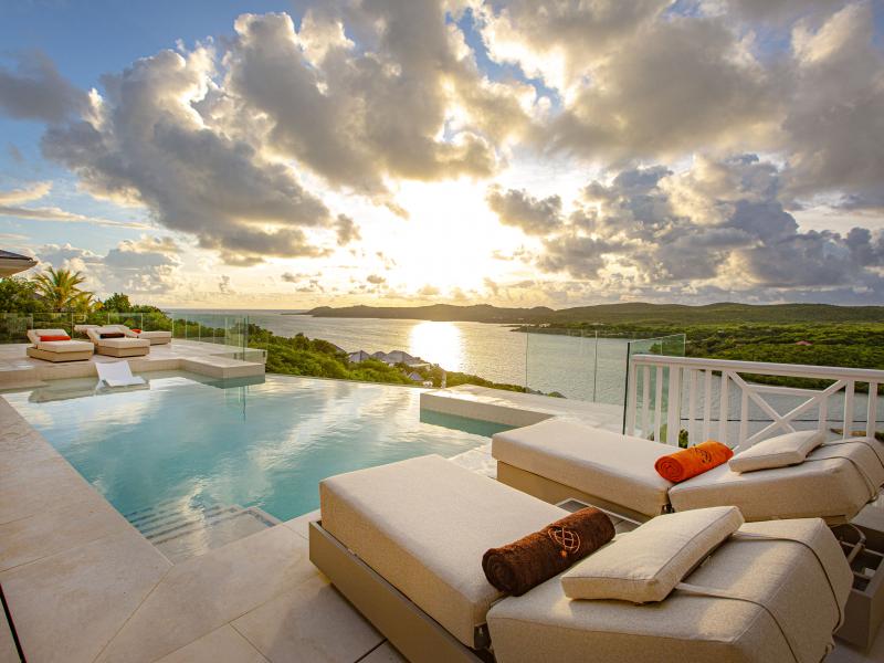 Villa Moonridge , Nonsuch Bay 