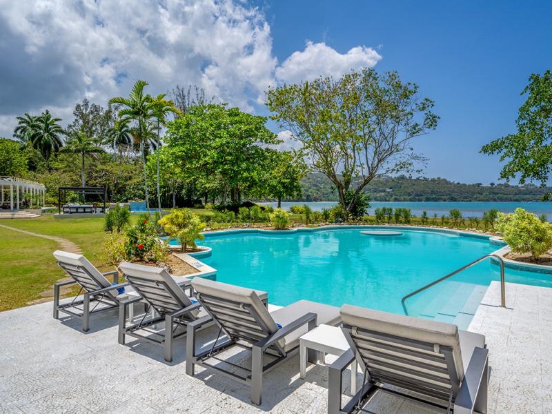 Noble House by the Sea , Montego Bay 