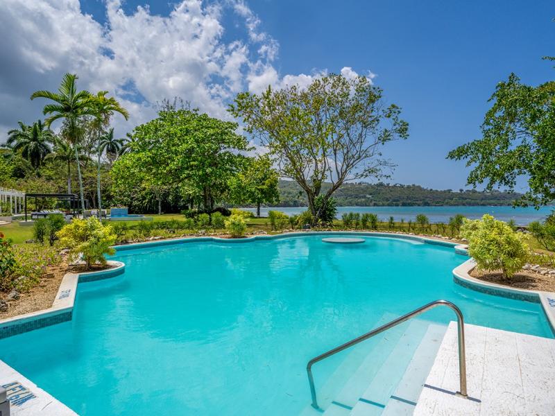 Noble House by the Sea , Montego Bay 