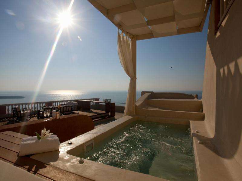 Oia Mansion , Santorini 